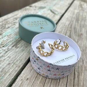 Gold Chain-Link Hoop Earrings